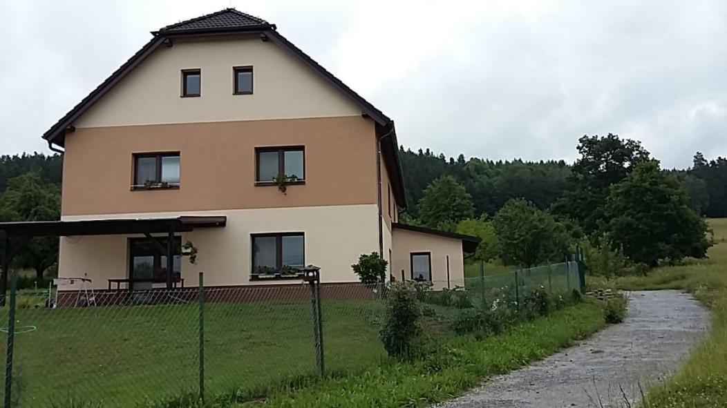 Apartman L M Каёв Экстерьер фото